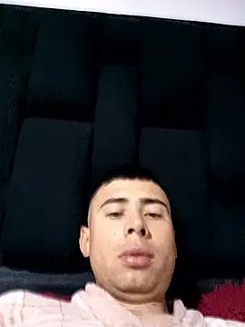 Snapshot of robinhd1234 chatting on January 2026 12:18:02 PM robinhd1234 online show from January 2026 12:18:02 PM