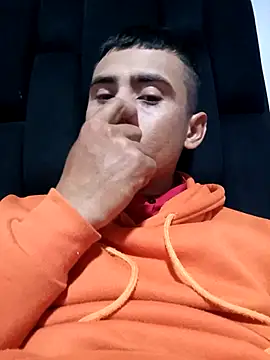 Snapshot of robinhd1234 chatting on February 2026 11:44:01 PM robinhd1234 online show from February 2026 11:44:01 PM