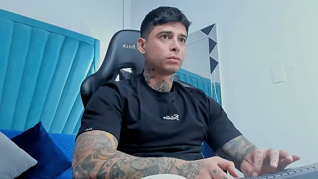 MATEO DILUCA online show from January 2026 09:20:02 PM