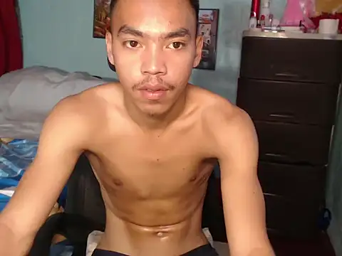 slimraz02 online show from March 2026 03:00:02 AM