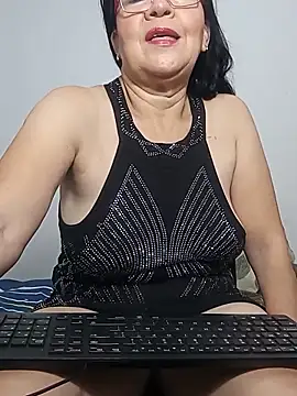 Snapshot of laliItaclark chatting on June 2026 02:25:02 AM laliItaclark online show from June 2026 02:25:02 AM