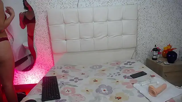 Snapshot of Catleya_x chatting on November 2025 08:03:01 PM Catleya x online show from November 2025 08:03:01 PM