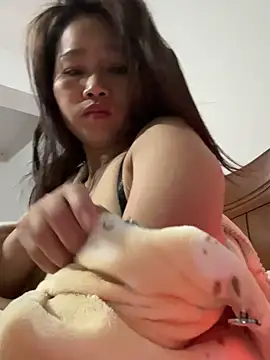 Snapshot of Zuzu-6 chatting on January 2026 05:27:02 PM Zuzu-6 online show from January 2026 05:27:02 PM