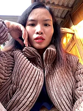 Yunzang online show from December 2025 01:02:02 AM