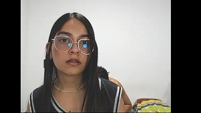 Snapshot of ALICE_JULIETA chatting on November 2025 12:54:01 AM ALICE JULIETA online show from November 2025 12:54:01 AM