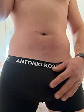 davi73d online show from February 2026 09:17:01 AM