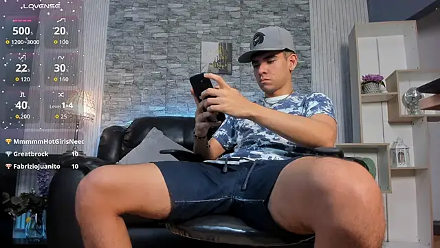 Snapshot of zack_joness18 chatting on July 2026 04:38:01 AM zack joness18 online show from July 2026 04:38:01 AM