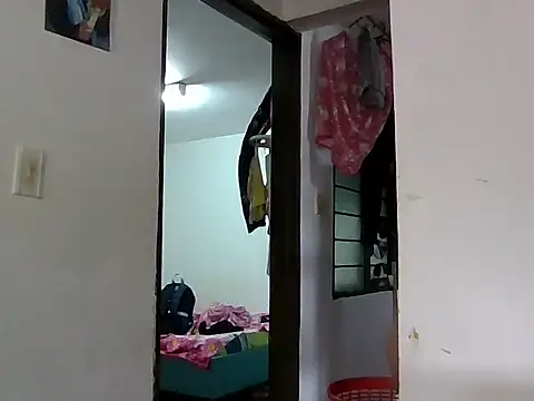 Snapshot of YeseniaRodriguez3 chatting on February 2026 04:23:02 PM YeseniaRodriguez3 online show from February 2026 04:23:02 PM