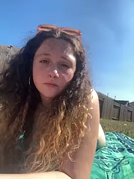 sugasunny04 online show from February 2026 07:32:02 PM