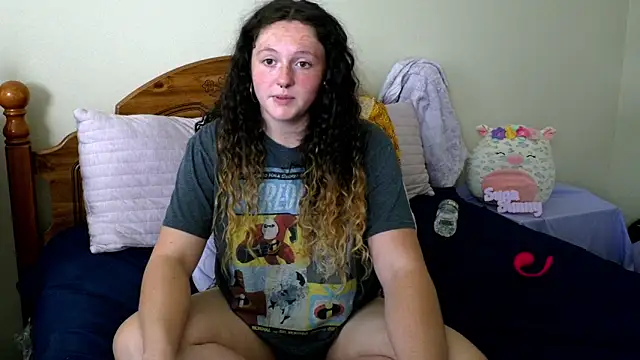 sugasunny04 online show from April 2026 05:50:02 PM