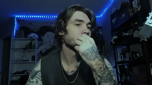 Go V Cs online show from November 2025 04:39:01 PM