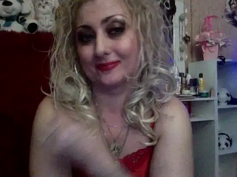 xHot Amazonq online show from November 2025 10:43:01 PM