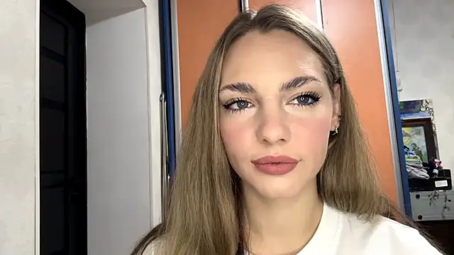 Snapshot of IlanaLafferty chatting on November 2025 07:12:01 PM IlanaLafferty online show from November 2025 07:12:01 PM