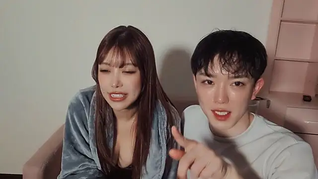 Yuzuha chan online show from December 2025 01:39:02 PM