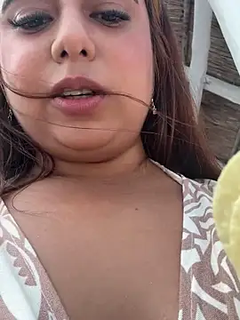 RileyFlame online show from December 2025 02:33:01 PM