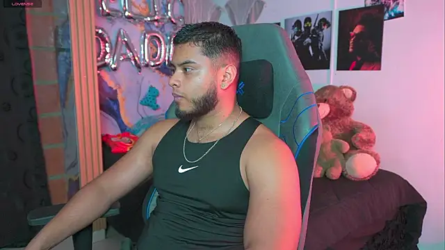 Tiler wolker online show from March 2026 11:31:02 PM