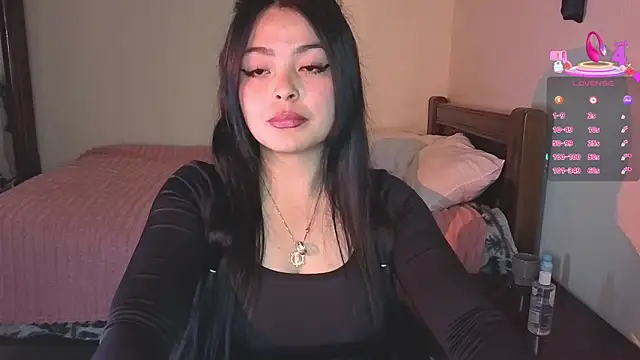 Lee Moyalune online show from November 2025 04:34:02 AM