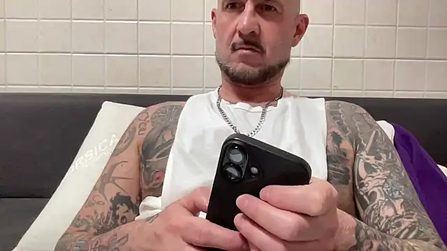 Snapshot of jackssss4 chatting on April 2026 11:38:02 PM jackssss4 online show from April 2026 11:38:02 PM