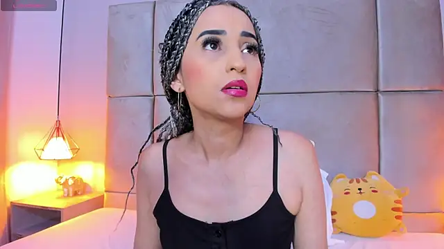 violett rabbit  online show from December 2025 12:21:01 PM