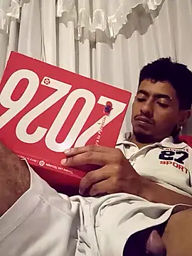 SkinniYamo online show from March 2026 05:02:01 AM