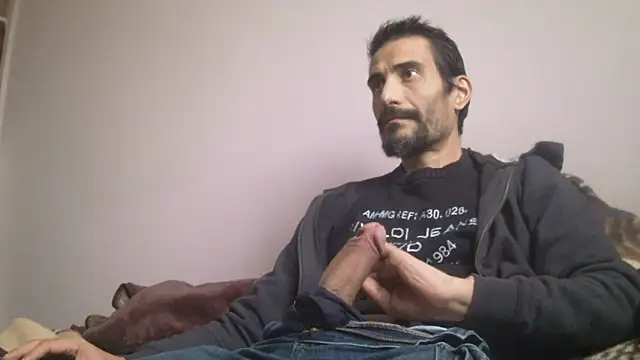 Snapshot of Ash59055 chatting on November 2025 12:39:02 PM Ash59055 online show from November 2025 12:39:02 PM