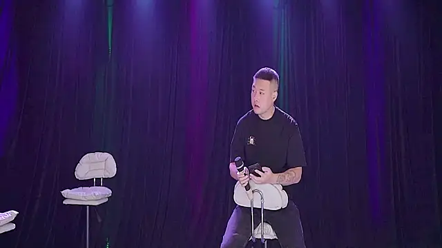 Snapshot of forever_003 chatting on October 2025 11:22:01 AM forever 003 online show from October 2025 11:22:01 AM