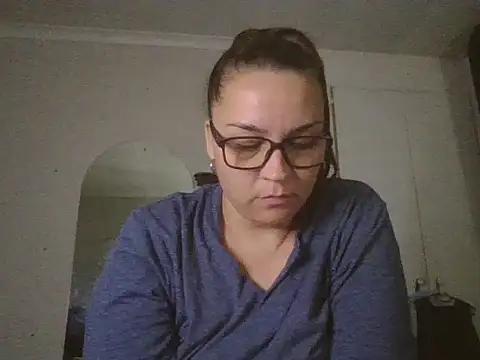 lilMissMarli online show from November 2025 08:53:02 PM