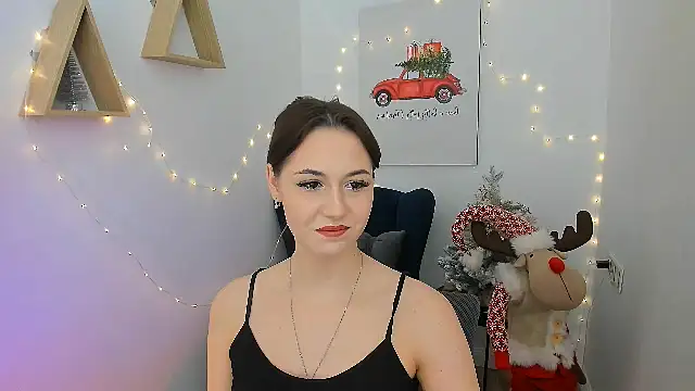 MakeYoueHappy online show from December 2025 04:40:02 AM