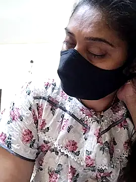 girl999 online show from February 2026 06:50:01 PM