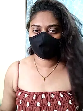 girl999 online show from February 2026 02:42:01 AM