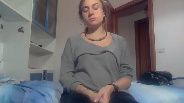 Snapshot of SinnEmily chatting on November 2025 09:53:01 PM SinnEmily online show from November 2025 09:53:01 PM