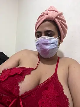 Snapshot of WildNour chatting on February 2026 01:45:02 PM WildNour online show from February 2026 01:45:02 PM