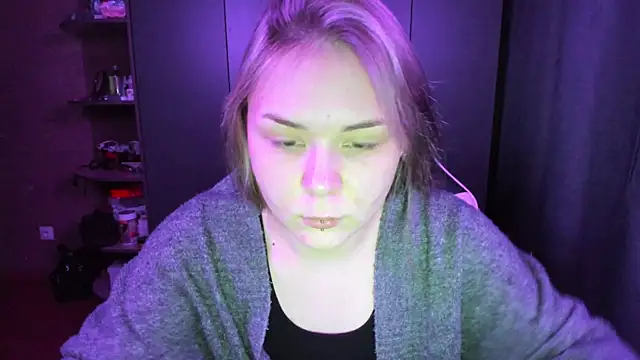 sophia lix online show from November 2025 02:06:02 PM