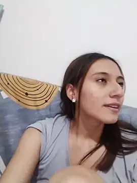 Snapshot of bellastorme04 chatting on June 2026 05:19:02 AM bellastorme04 online show from June 2026 05:19:02 AM