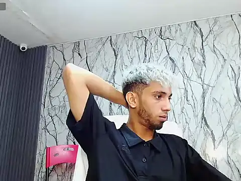 gregori latin19 online show from October 2025 01:46:02 PM