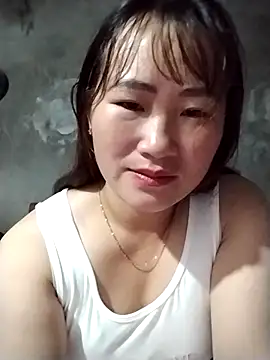 emini-xx online show from November 2025 11:25:02 PM