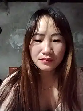 emini-xx online show from November 2025 10:00:02 PM