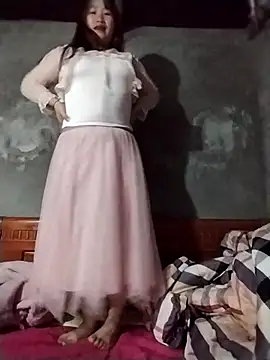 emini-xx online show from December 2025 11:58:02 AM