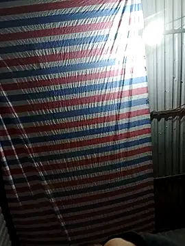 bella-la online show from November 2025 10:57:02 AM