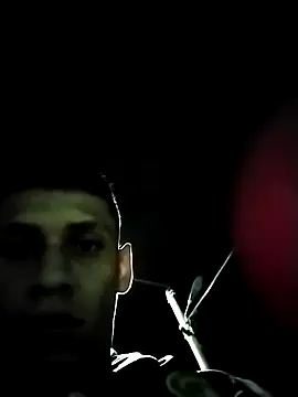 Snapshot of Yordiparra chatting on December 2025 06:21:02 AM Yordiparra online show from December 2025 06:21:02 AM