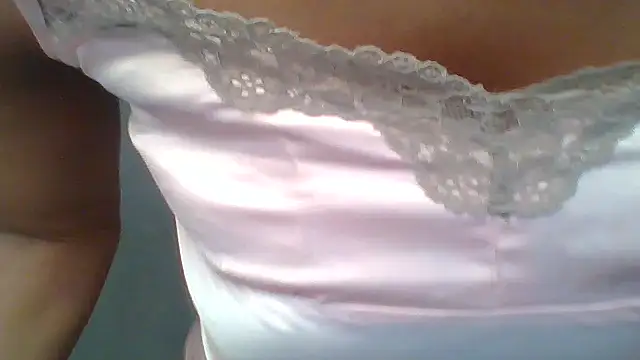 Snapshot of sashachin chatting on March 2026 09:32:02 AM sashachin online show from March 2026 09:32:02 AM