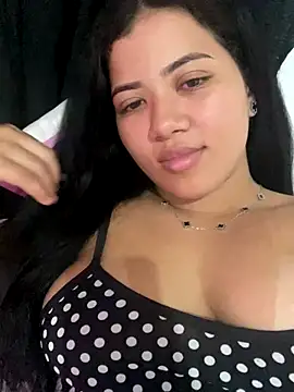 morenahhwy online show from November 2025 02:35:01 AM