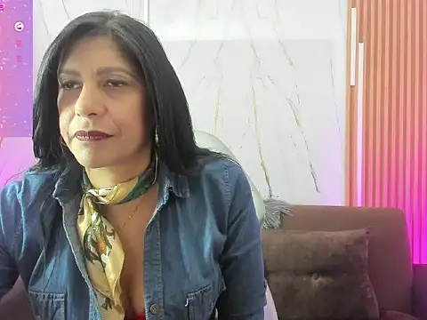 zamanthaa   online show from November 2025 03:22:01 PM