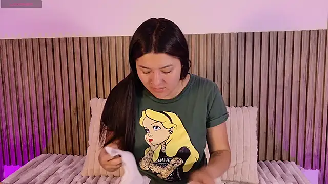 Snapshot of Maddy69a__ chatting on October 2025 03:57:02 PM Maddy69a online show from October 2025 03:57:02 PM