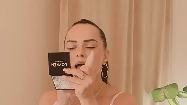 SiennaRosse online show from April 2026 08:13:02 PM