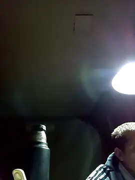 calitox1995 online show from April 2026 09:58:01 AM