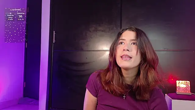 emilyy1  online show from December 2025 02:18:01 AM