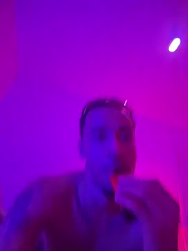 HickPietro online show from April 2026 11:29:01 PM