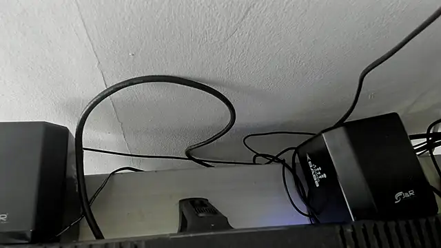 Maximiliano Khalil online show from November 2025 07:59:02 PM