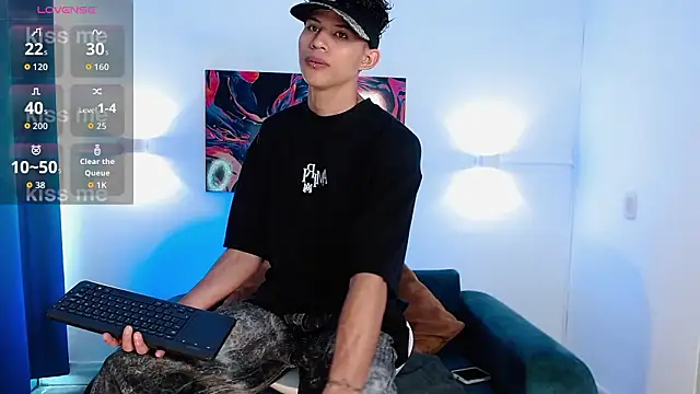 KamiSuarez online show from February 2026 06:26:01 PM